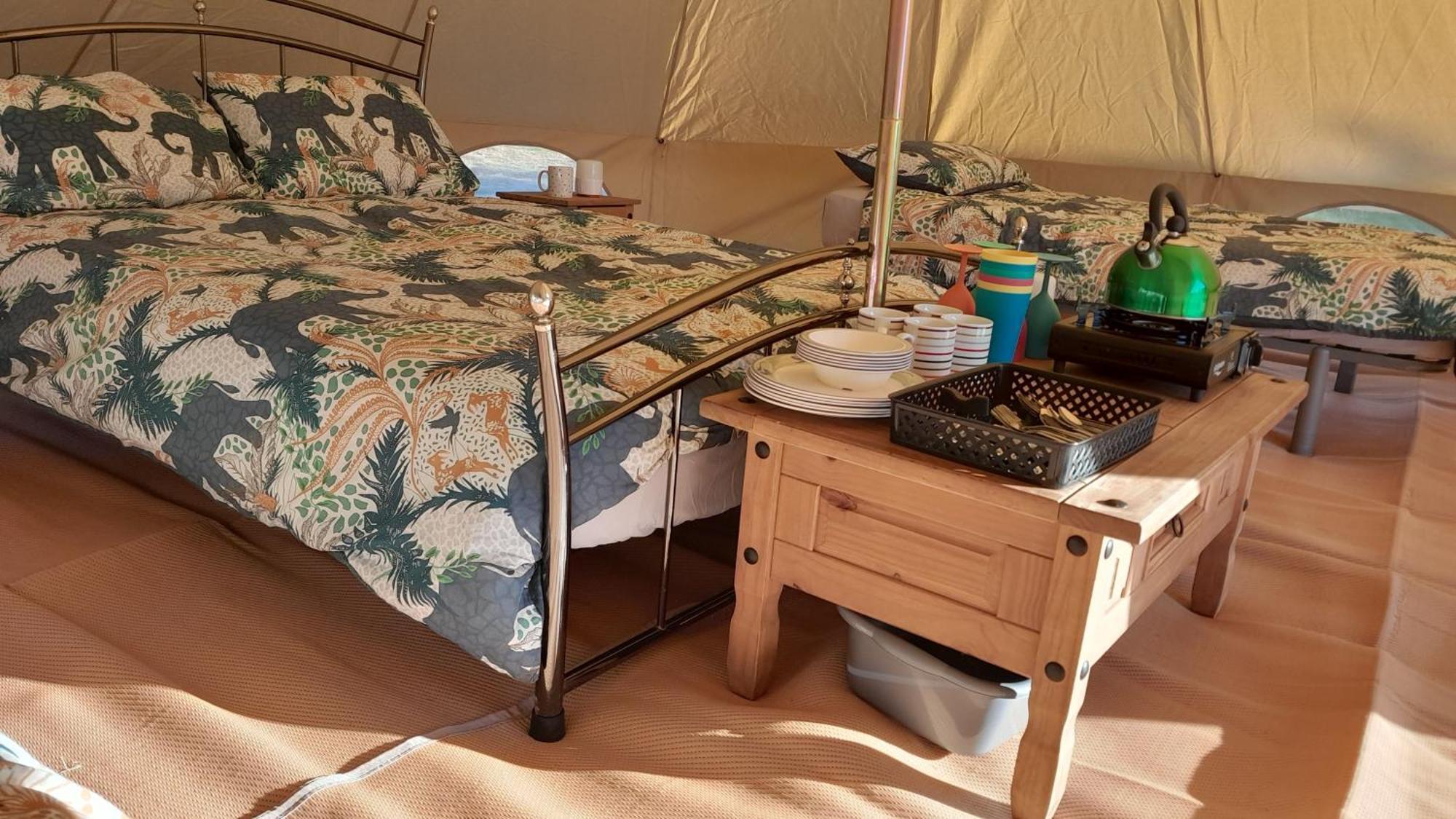 Cornish Skies Glamping Pool Zewnętrze zdjęcie