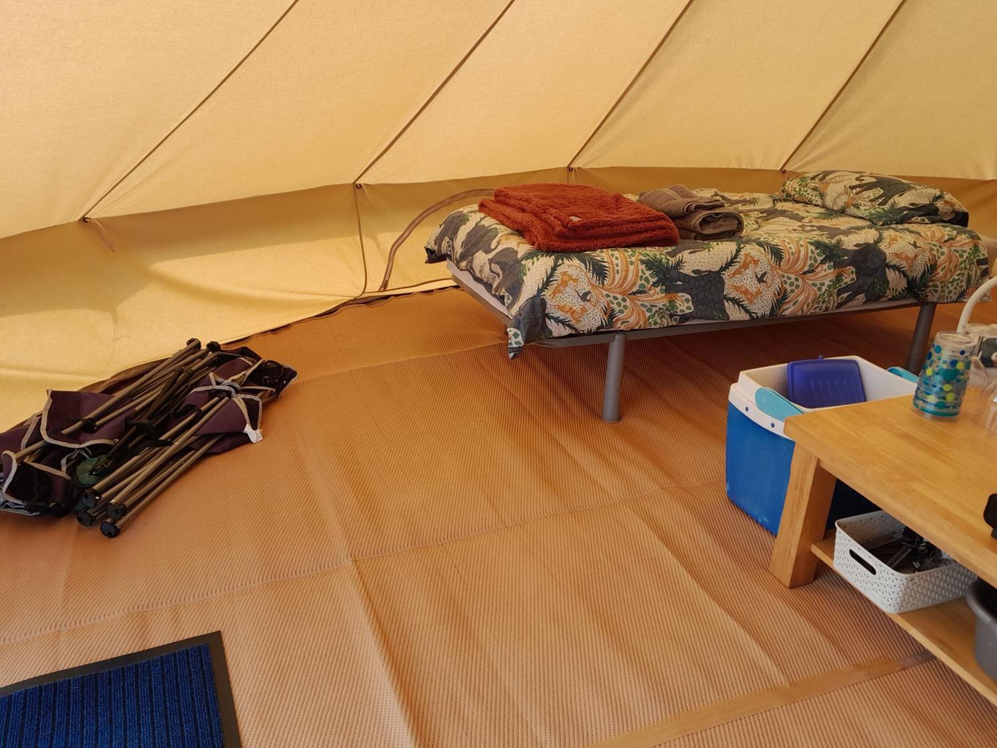 Cornish Skies Glamping Pool Zewnętrze zdjęcie
